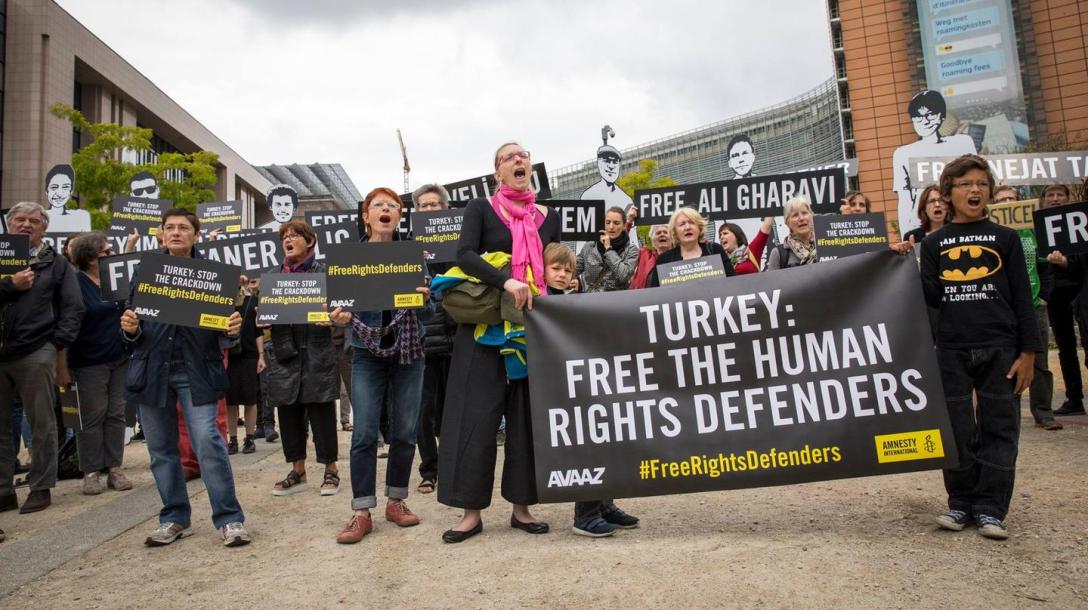Campaigners from AI and Avaaz are calling for their release