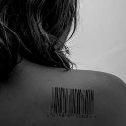 Kocha, lubi, sprzedaje. O handlu ludźmi w XXI w.